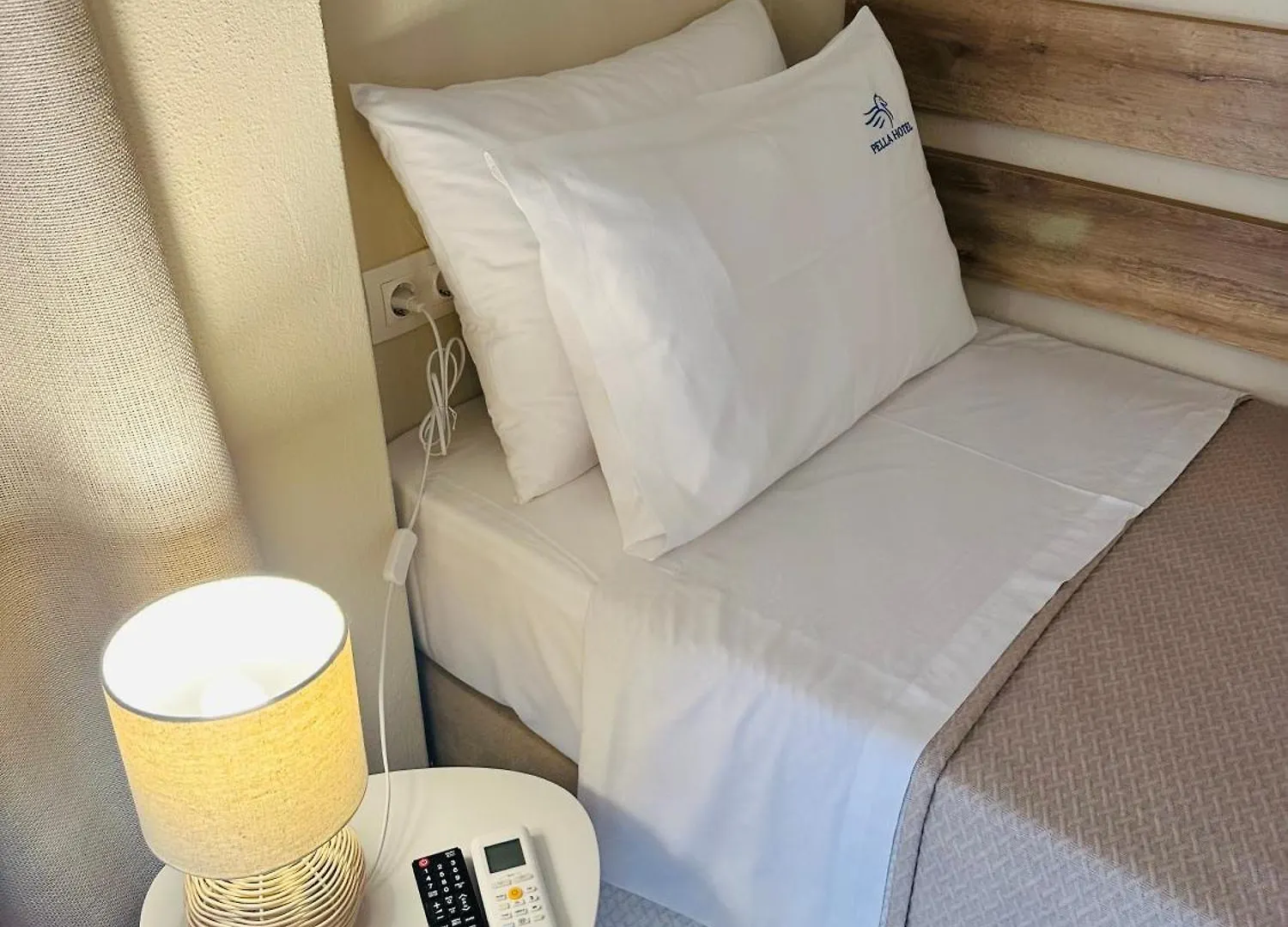 Pella Hotel - New Neos Marmaras 2*,  Greece